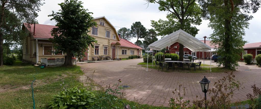 Kartano Hostel Kokemaki Bagian luar foto